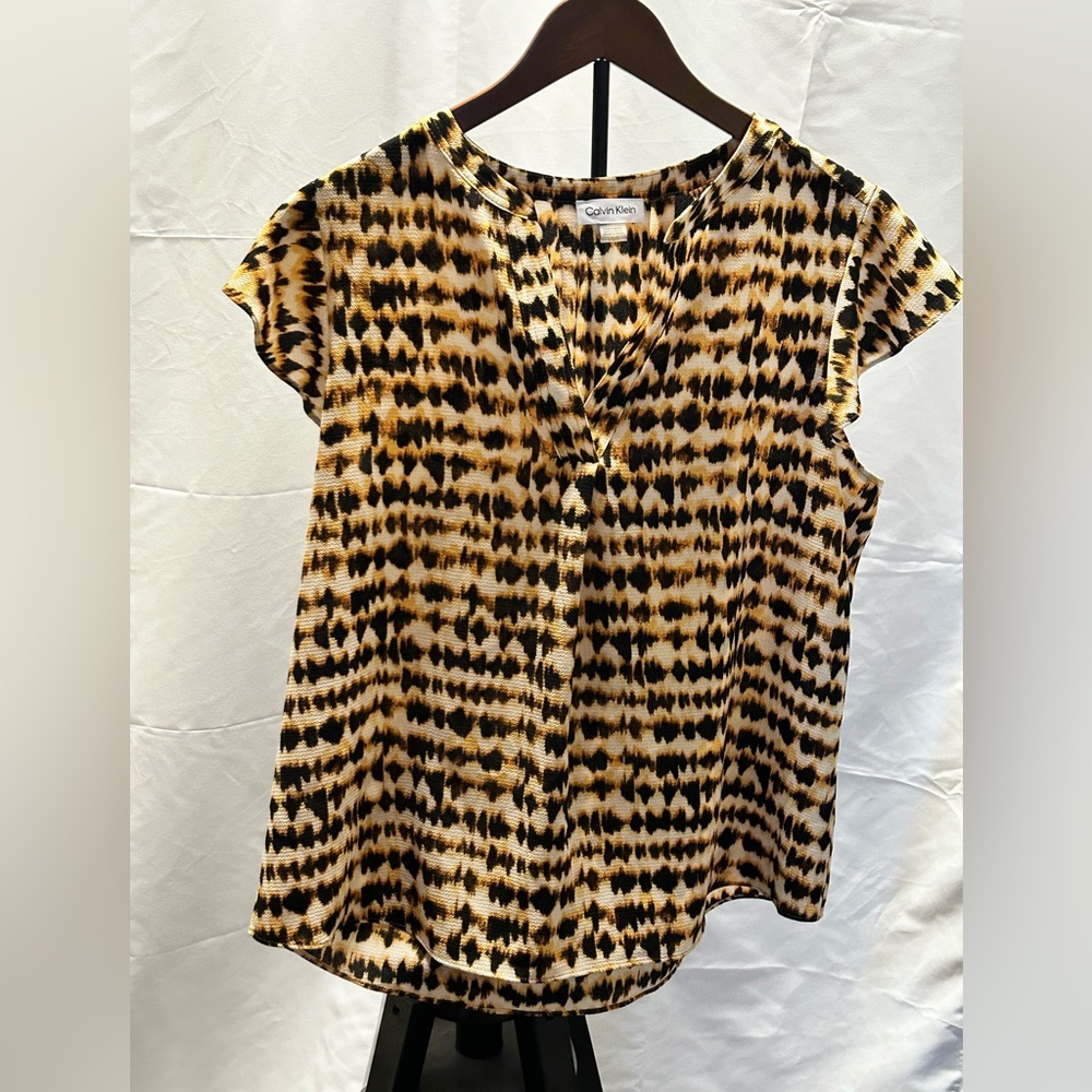 Calvin Klein short sleeve blouse, size L